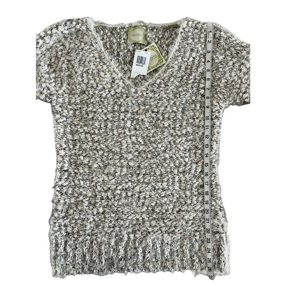 Alythea Metallic Fuzzy V-Neck Tunic‎ Sweater Bloomingdales NWT Medium Ivory - Picture 8 of 8